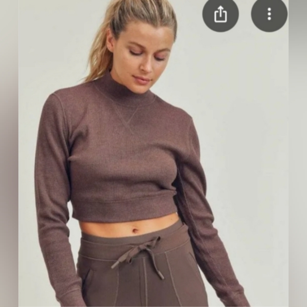 Mono B Mock Neck Long Sleeve Crop Top Size Medium